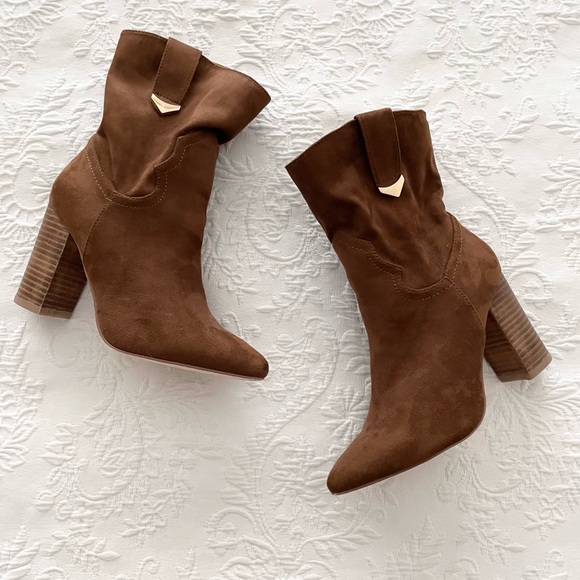 Lulus Taryne Taupe Suede Pointed-Toe Booties Size 5.5 - Picture 4 of 14
